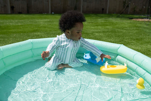 5 Top Tips for Keeping Your Baby Cool in Summer